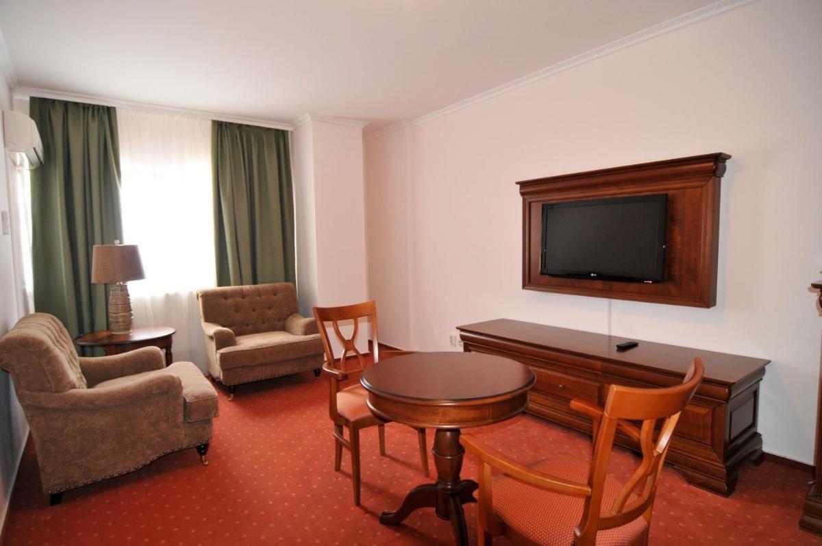 Hotel Tex Club Botoşani Dış mekan fotoğraf