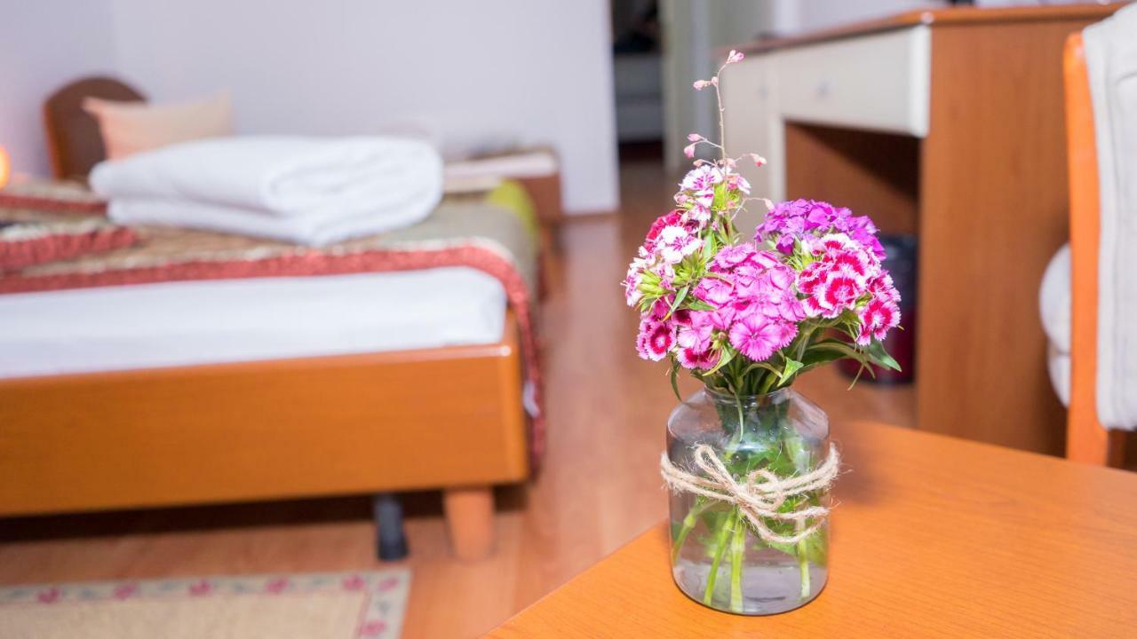 Hotel Tex Club Botoşani Dış mekan fotoğraf