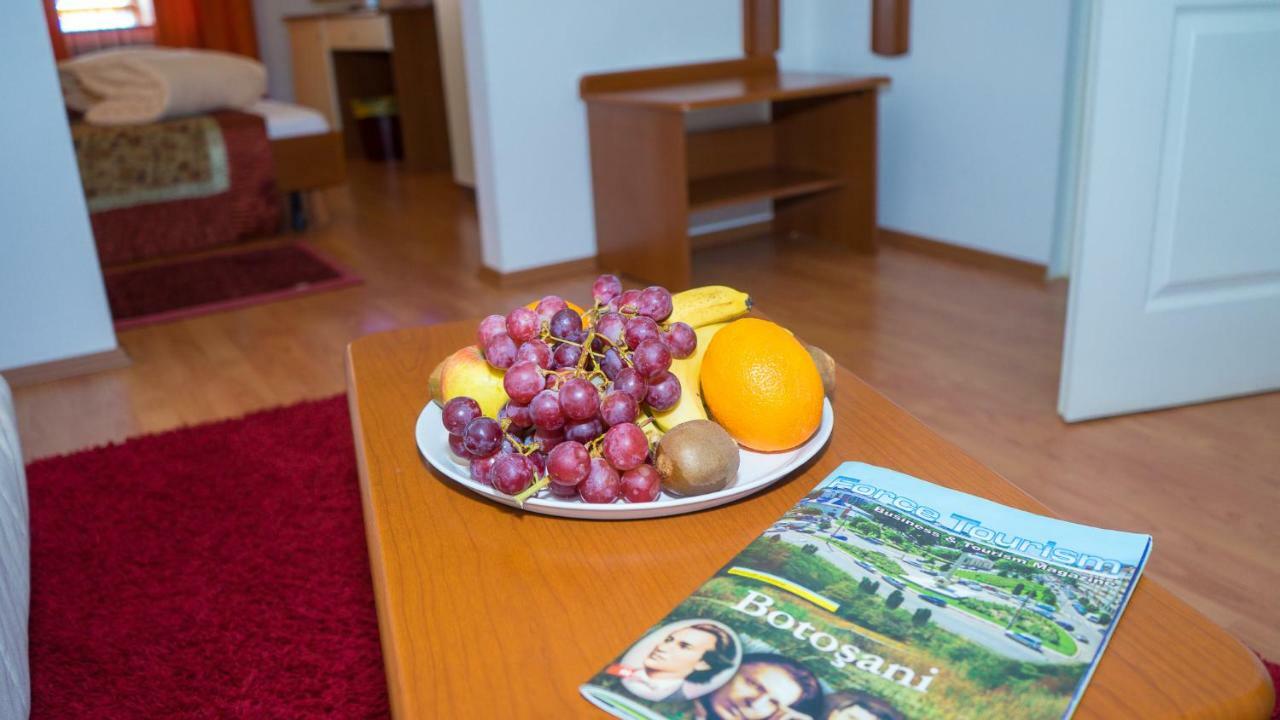 Hotel Tex Club Botoşani Dış mekan fotoğraf